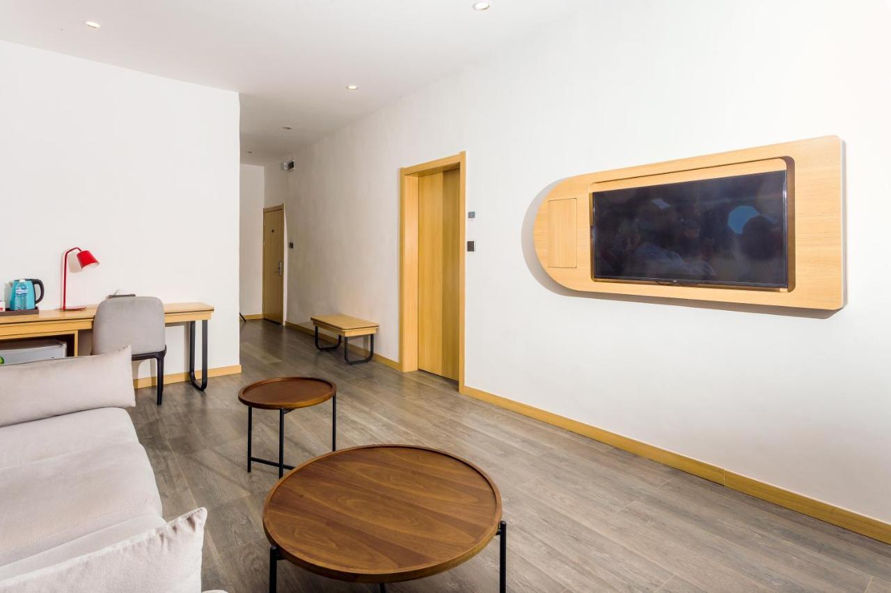 Ivy Hotel Ikeja Lagos Экстерьер фото