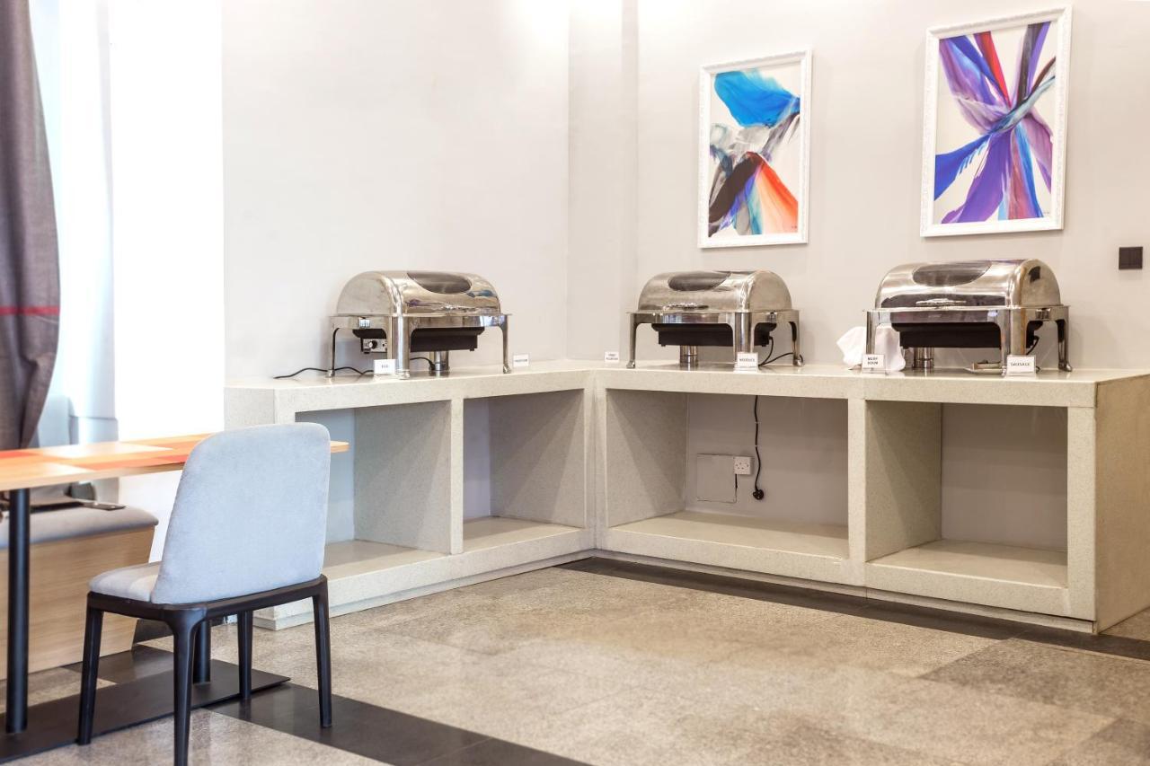 Ivy Hotel Ikeja Lagos Экстерьер фото